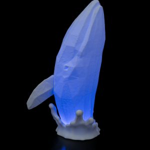 RGB Balina Masa Lambası, mavi ışıklı su sıçramalı ana çekim